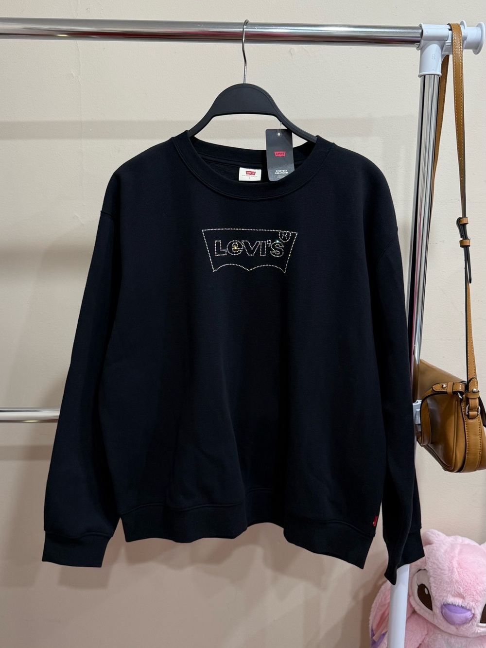 Levi’s Black Rhinestone Logo Sweatshirt Size S NWT Standard Fit